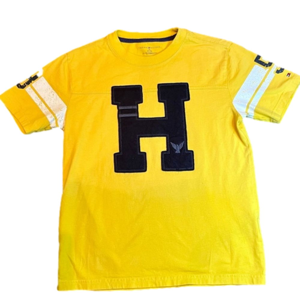 Tommy Hilfiger Kids yellow shirt sleeved T-shirt Size M (8-10)